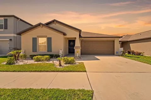 13383 Great Plains Dr, Riverview, FL 33579