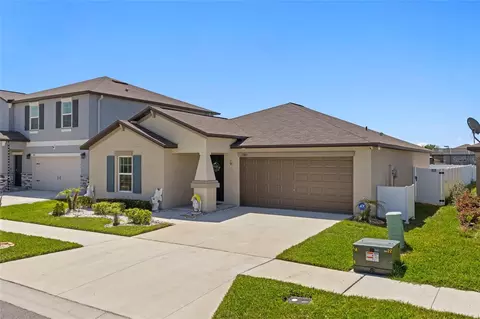 Exterior - 13383 Great Plains Dr, Riverview, FL 33579 photo 5 of 6