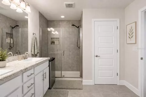 Bath - 16121 61st Ln E, Parrish, FL 34219 photo 2 of 3