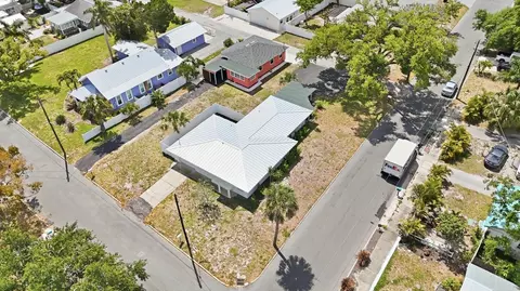 View/Area - 301 28th St W, Bradenton, FL 34205 photo 5 of 14