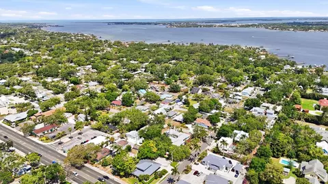 View/Area - 301 28th St W, Bradenton, FL 34205 photo 10 of 14