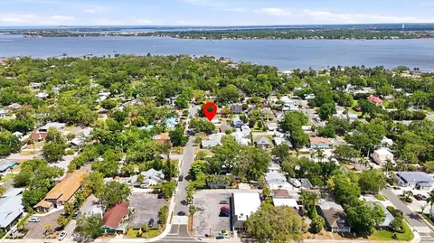 View/Area - 301 28th St W, Bradenton, FL 34205 photo 12 of 14