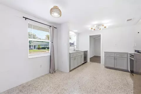 Other - 301 28th St W, Bradenton, FL 34205 photo 3 of 12