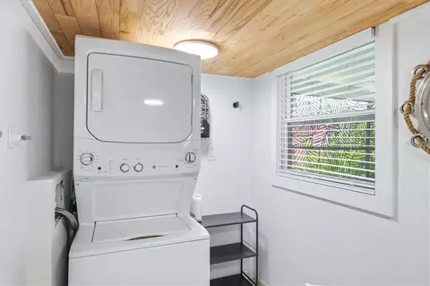 Other - 301 28th St W, Bradenton, FL 34205 photo 1 of 12