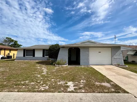 6041 13th Ave, New Port Richey, FL 34653