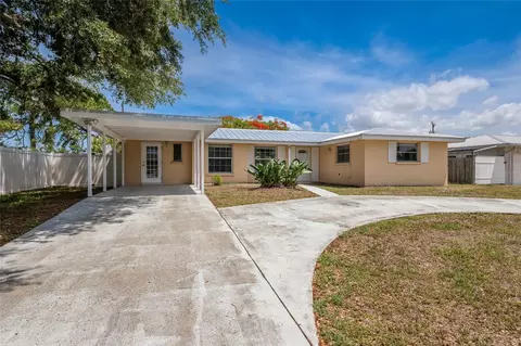 1717 Joyce St, Sarasota, FL 34231