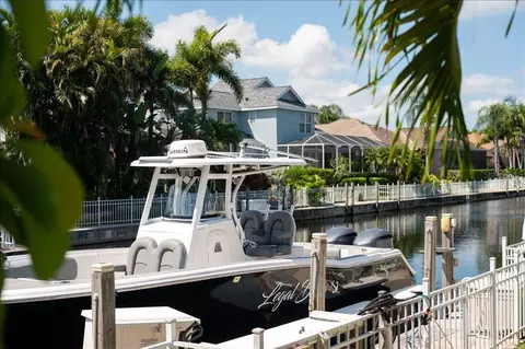 Exterior - 4748 Compass Dr, Bradenton, FL 34208 photo 10 of 14