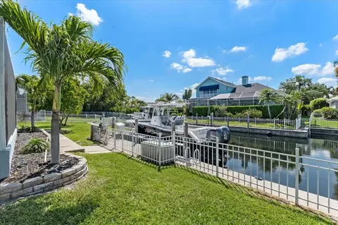 Exterior - 4748 Compass Dr, Bradenton, FL 34208 photo 13 of 14