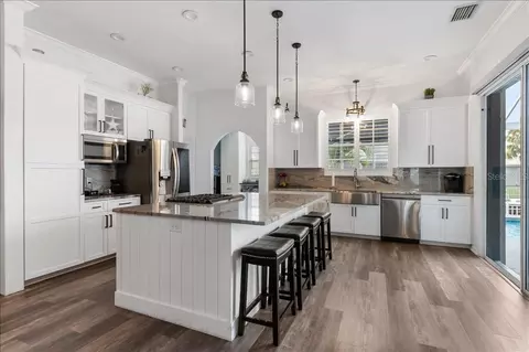 Kitchen - 4748 Compass Dr, Bradenton, FL 34208 photo 1 of 10