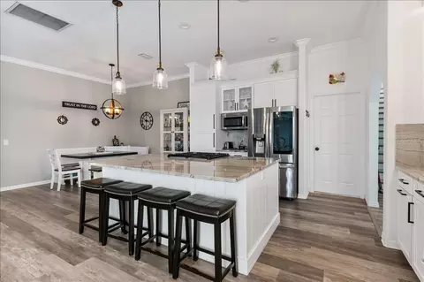 Kitchen - 4748 Compass Dr, Bradenton, FL 34208 photo 7 of 10