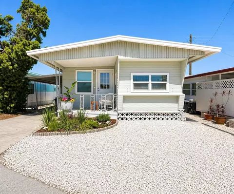 6609 Dakota St, Bradenton, FL 34207