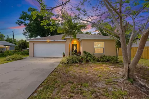1111 38th St W, Bradenton, FL 34205