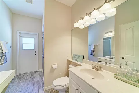 Bath - 9419 54th Ct E, Parrish, FL 34219 photo 7 of 8