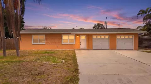 5608 Murdock Ave, Sarasota, FL 34231