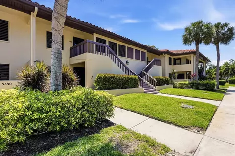 5186 Lake Village Dr #90, Sarasota, FL 34235