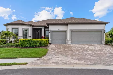 8510 Coastal Palms Gln, Parrish, FL 34219