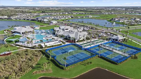 View/Area - 8510 Coastal Palms Gln, Parrish, FL 34219 photo 11 of 13