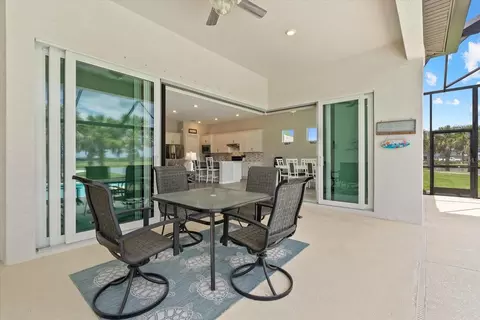 Exterior - 8510 Coastal Palms Gln, Parrish, FL 34219 photo 9 of 15
