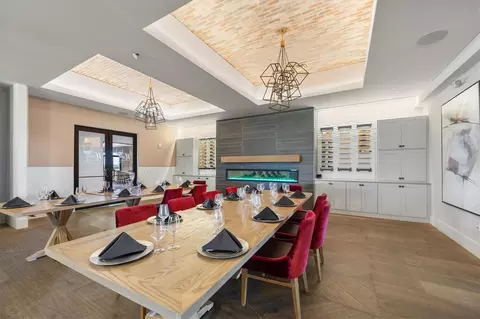 Dining - 12762 Del Corso Loop, Bradenton, FL 34211 photo 4 of 5