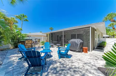 1218 Moonmist Cir #S2, Sarasota, FL 34242
