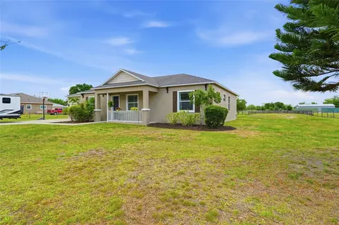 Exterior - 6104 Spencer Parrish Rd, Parrish, FL 34219 photo 2 of 12