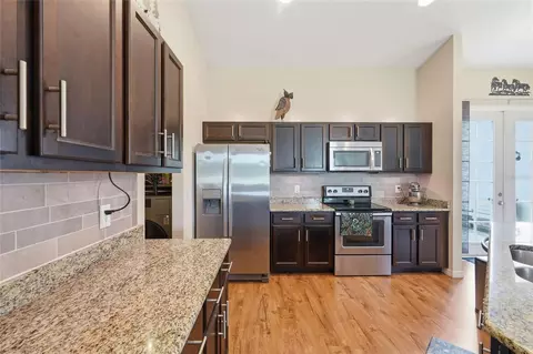 Kitchen - 6104 Spencer Parrish Rd, Parrish, FL 34219 photo 3 of 6