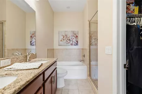 Bath - 6104 Spencer Parrish Rd, Parrish, FL 34219 photo 3 of 4