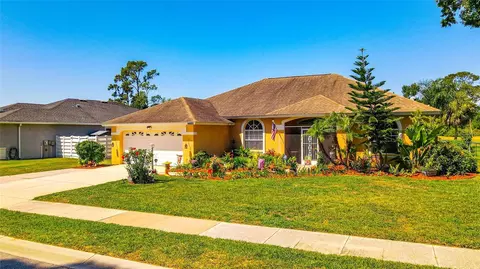 8807 71st Ave E, Palmetto, FL 34221