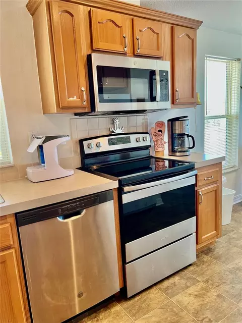 102 2nd Ave, Venice, FL 34285 photo 8