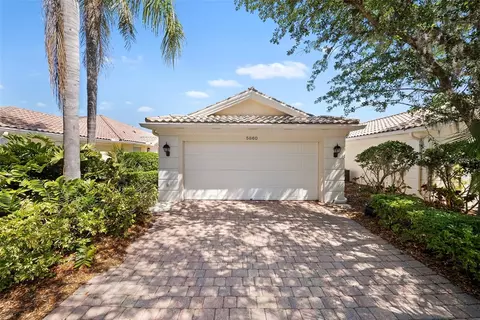 5860 Helicon Pl, Sarasota, FL 34238