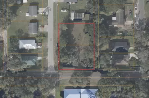 4800 Plum St, Zephyrhills, FL 33542