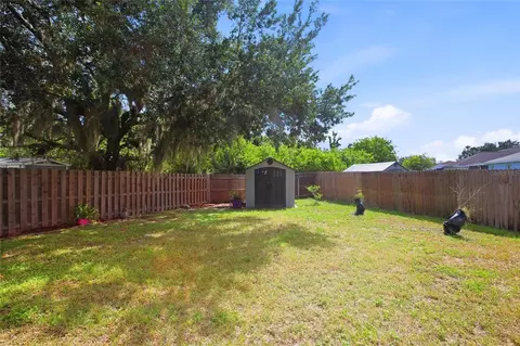 Exterior - 4199 Banbury Cir, Parrish, FL 34219 photo 7 of 9