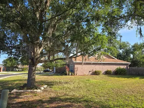 Exterior - 4199 Banbury Cir, Parrish, FL 34219 photo 2 of 9