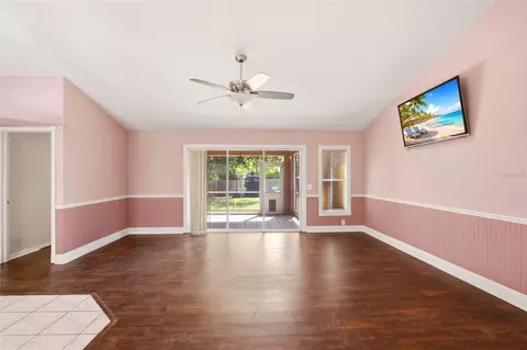 Living - 4199 Banbury Cir, Parrish, FL 34219 photo 3 of 4