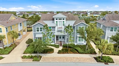 347 Compass Point Dr #201, Bradenton, FL 34209