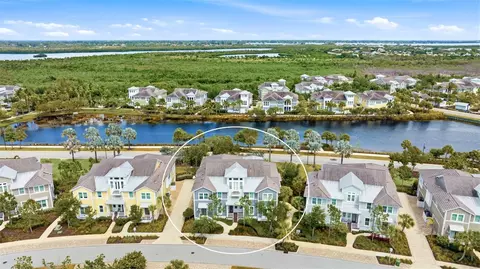 347 Compass Point Dr #201, Bradenton, FL 34209