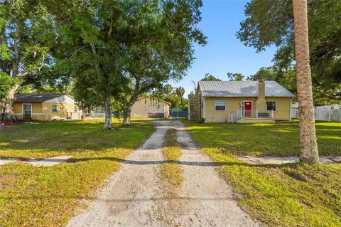 219 39th St E, Palmetto, FL 34221