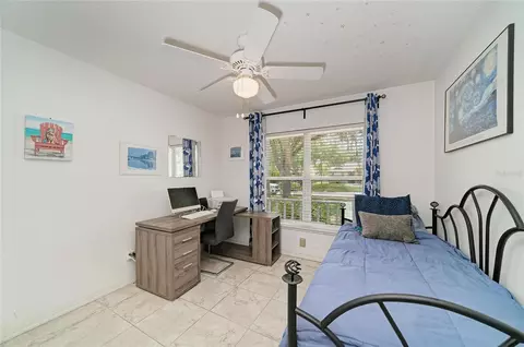 Bedroom - 11217 2nd Ave E, Bradenton, FL 34212 photo 4 of 7