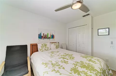 Bedroom - 11217 2nd Ave E, Bradenton, FL 34212 photo 7 of 7
