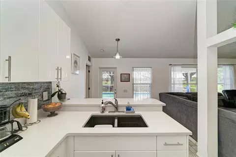 Kitchen - 11217 2nd Ave E, Bradenton, FL 34212 photo 4 of 5