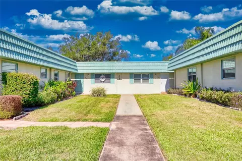 101 Cambridge Trl #196, Sun City Center, FL 33573