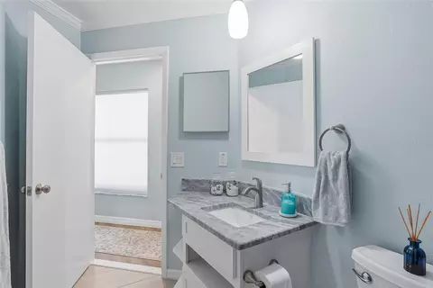Bath - 4839 14th Ave E, Bradenton, FL 34208 photo 5 of 5
