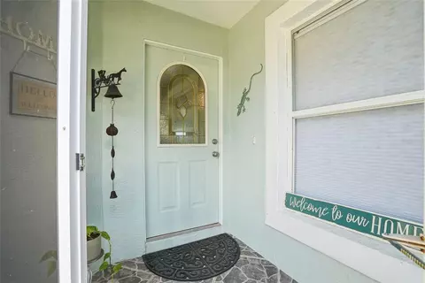 Entry Way - 4839 14th Ave E, Bradenton, FL 34208 photo 1 of 2