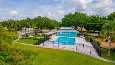 Exterior - 4839 14th Ave E, Bradenton, FL 34208 photo 13 of 14
