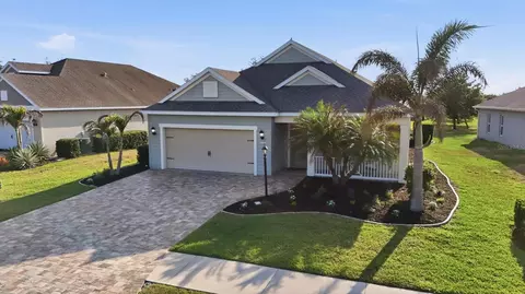 Exterior - 1307 Thornbury Dr, Parrish, FL 34219 photo 2 of 18