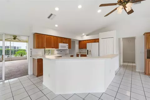 Kitchen - 1444 Canberley Ct, Trinity, FL 34655 photo 3 of 4