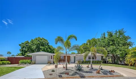 2614 Croton Ave, Sarasota, FL 34239