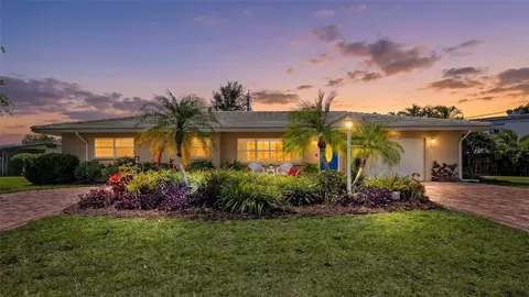 3537 S School Ave, Sarasota, FL 34239