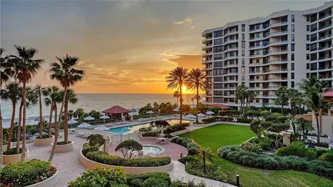 1241 Gulf Of Mexico Dr #304, Longboat Key, FL 34228