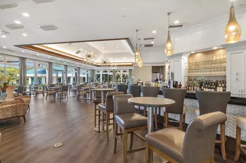 Dining - 8025 Hampton Ct, University Park, FL 34201 photo 6 of 8